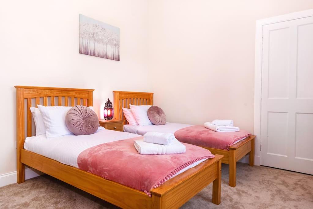 Cosy 200 Year Old Listed Near To St Andrews Holiday home Markinch
