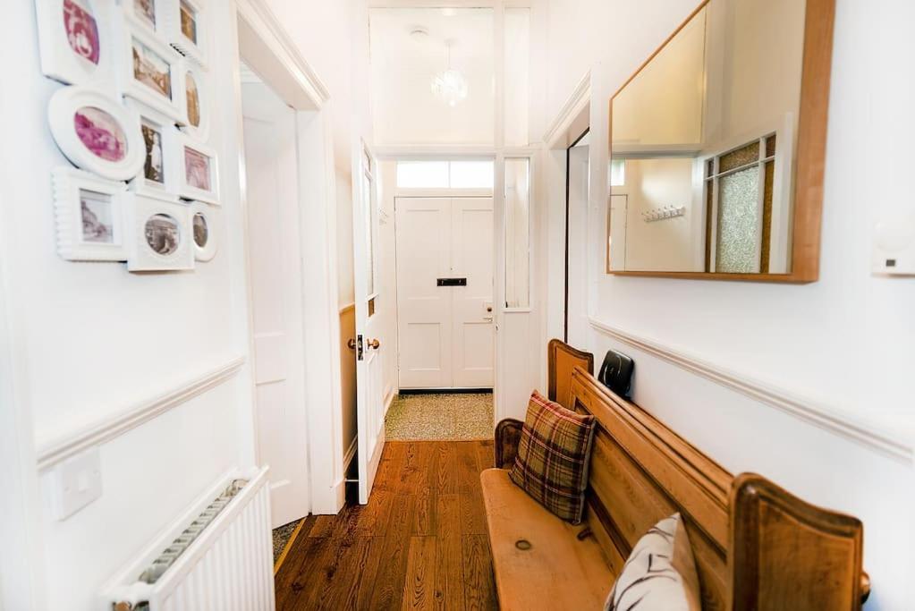 Cosy 200 Year Old Listed Near To St Andrews *